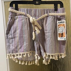 Purple linen shorts, medium